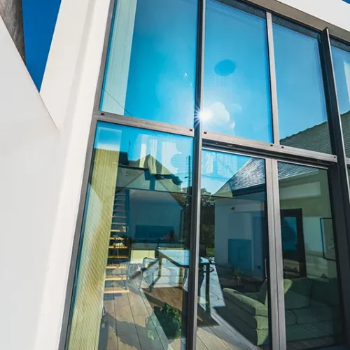Agrandissement de maison à Landerneau avec terrasse contemporaine