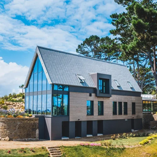 Grandes baies vitrées en aluminium à Plougonvelin